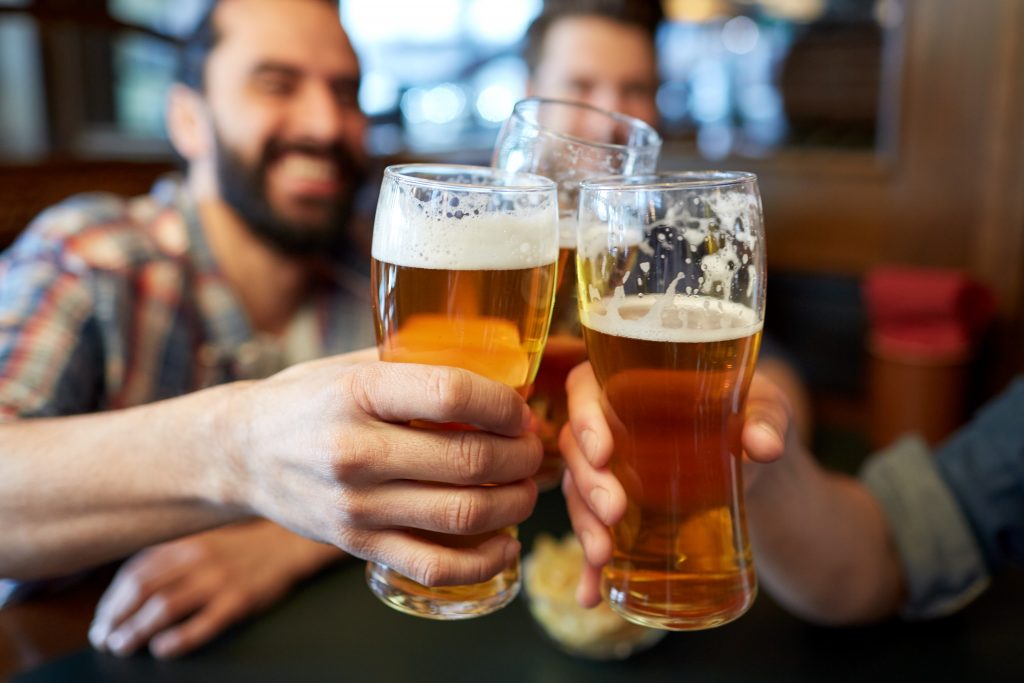 can-drinking-beer-affect-the-appearance-of-your-smile